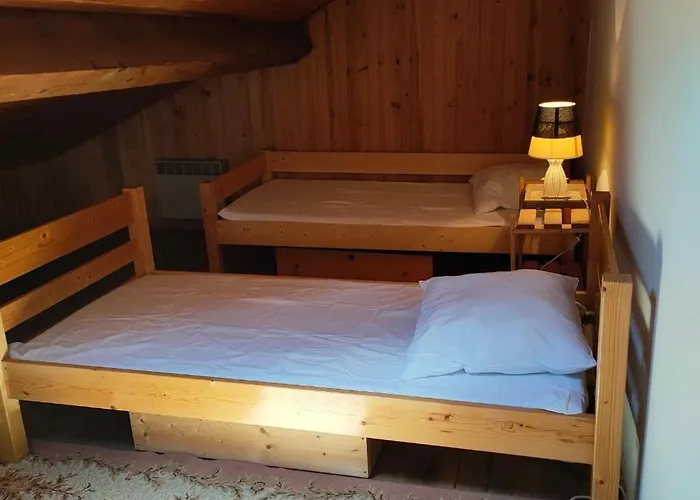 別荘 Agreable Maison Dans Un Beau Village De Montagne Siguer