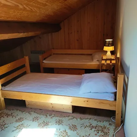 Casa de Férias Agreable Maison Dans Un Beau Village De Montagne Siguer